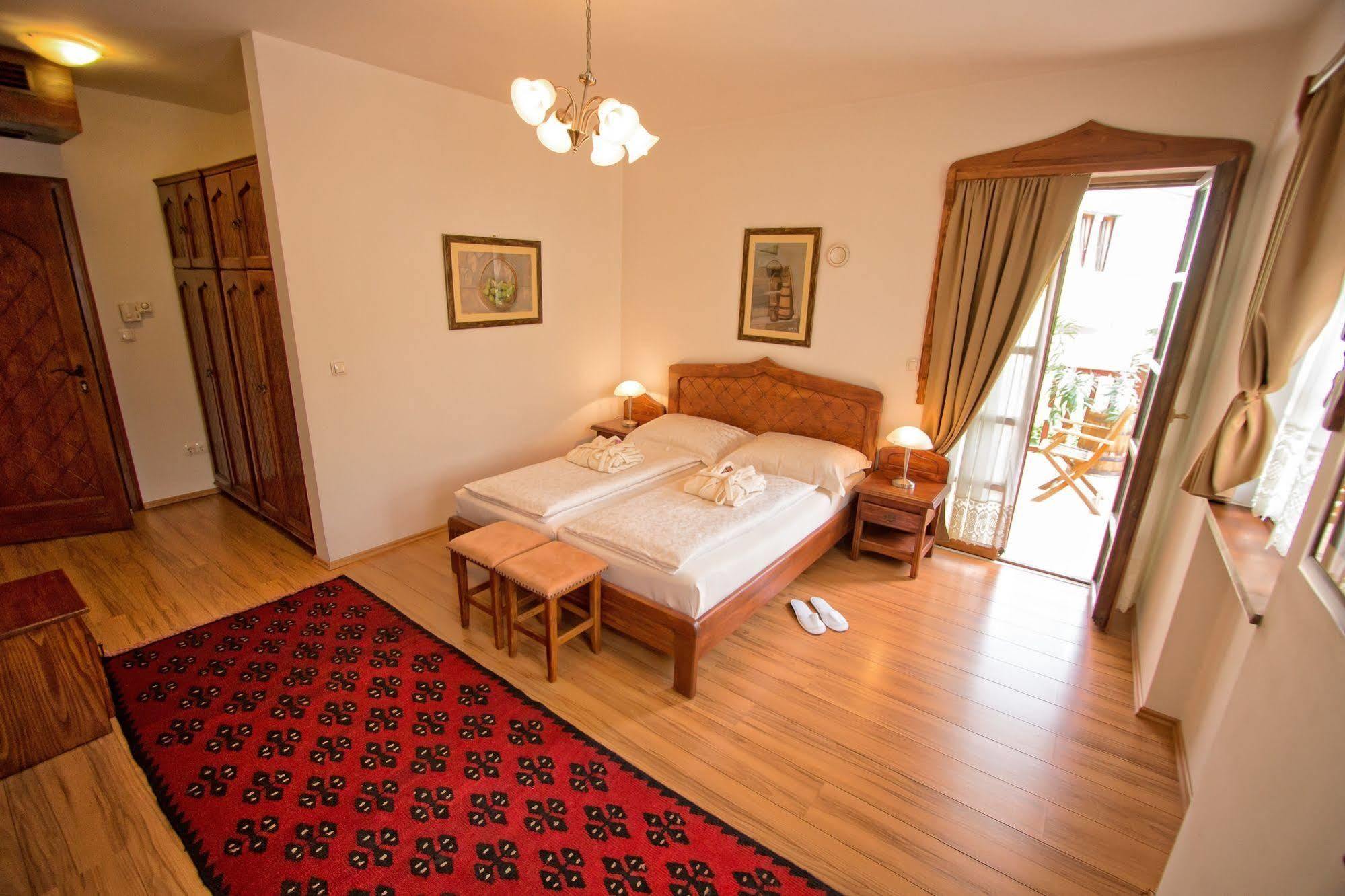 Boutique Hotel Old Town Мостар Экстерьер фото